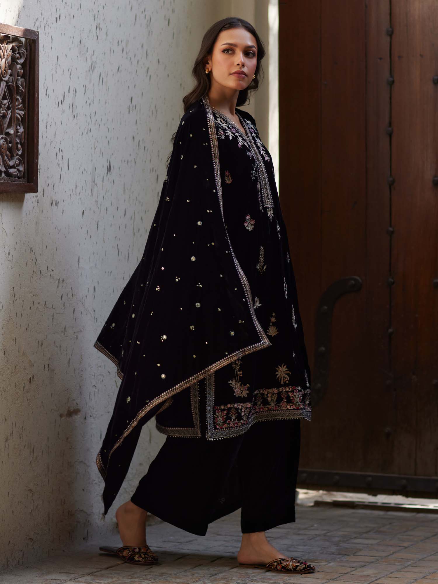 2-Piece Embroidered Set