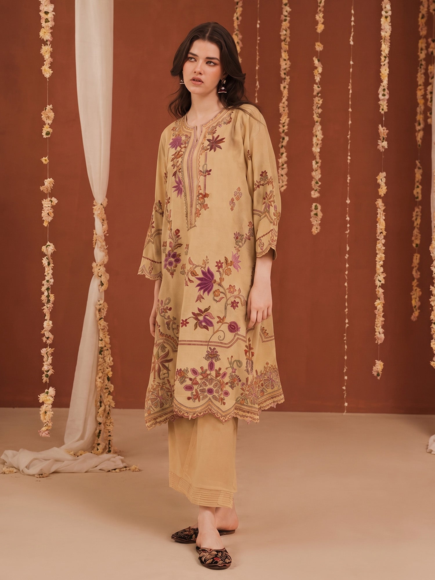 2-Piece Embroidered Set