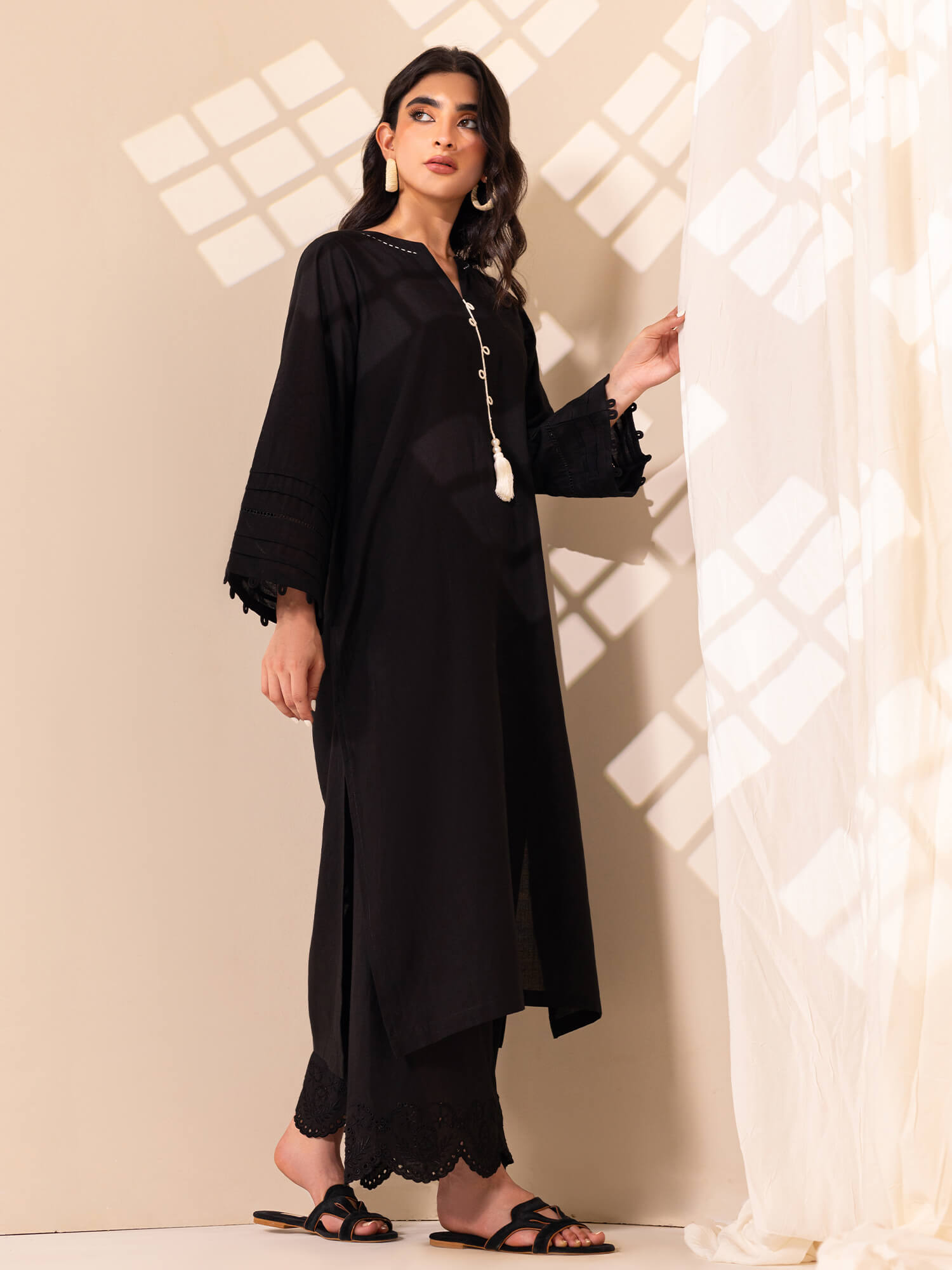 Embroidered Kurta | Mishkaa