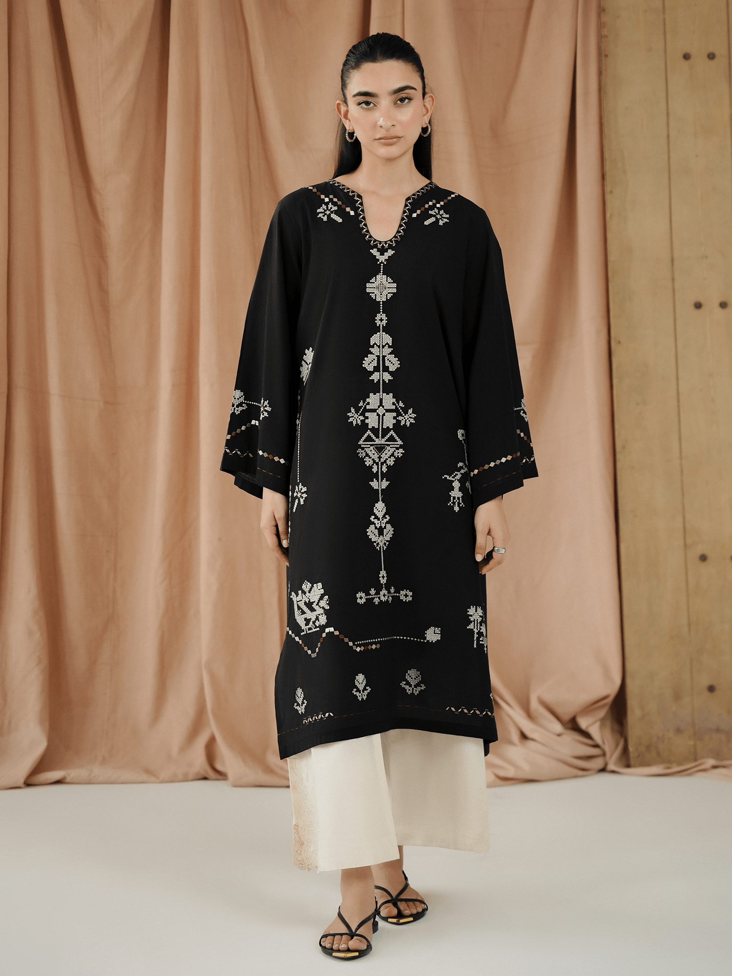 Embroidered Kurta
