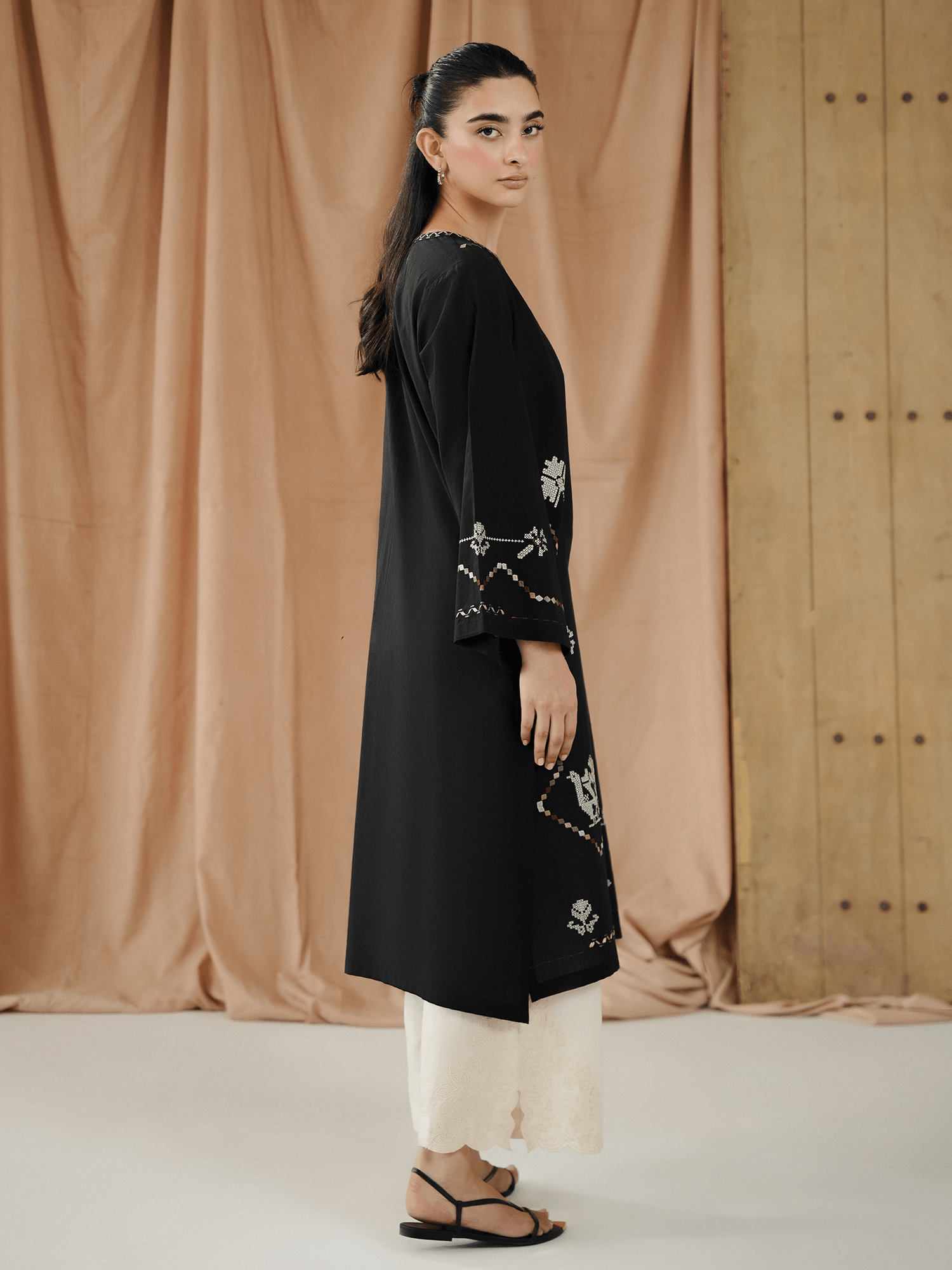 Embroidered Kurta