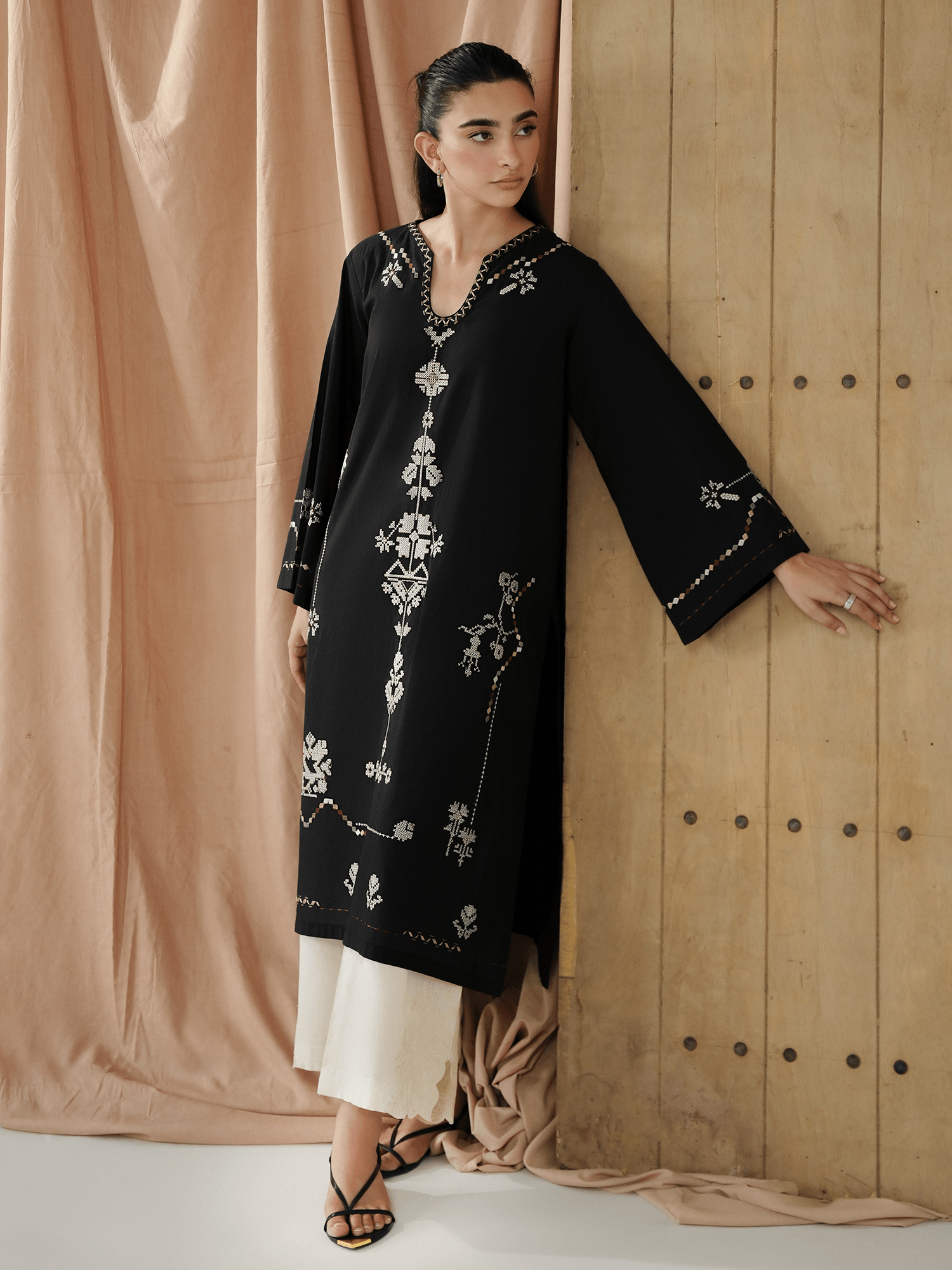 Embroidered Kurta