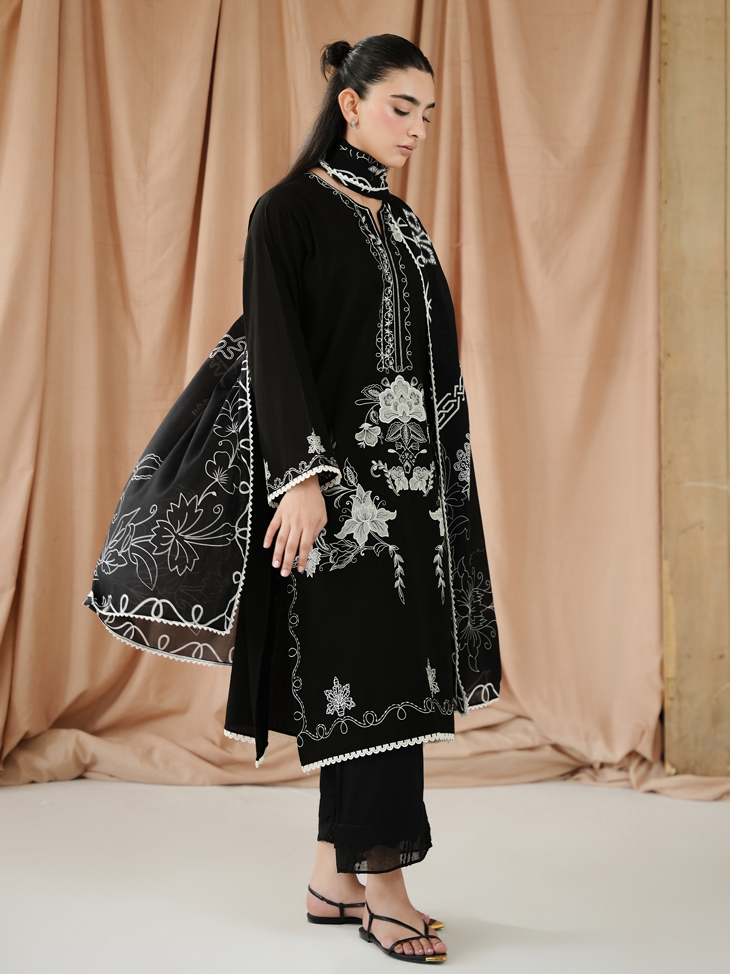 Embroidered Kurta