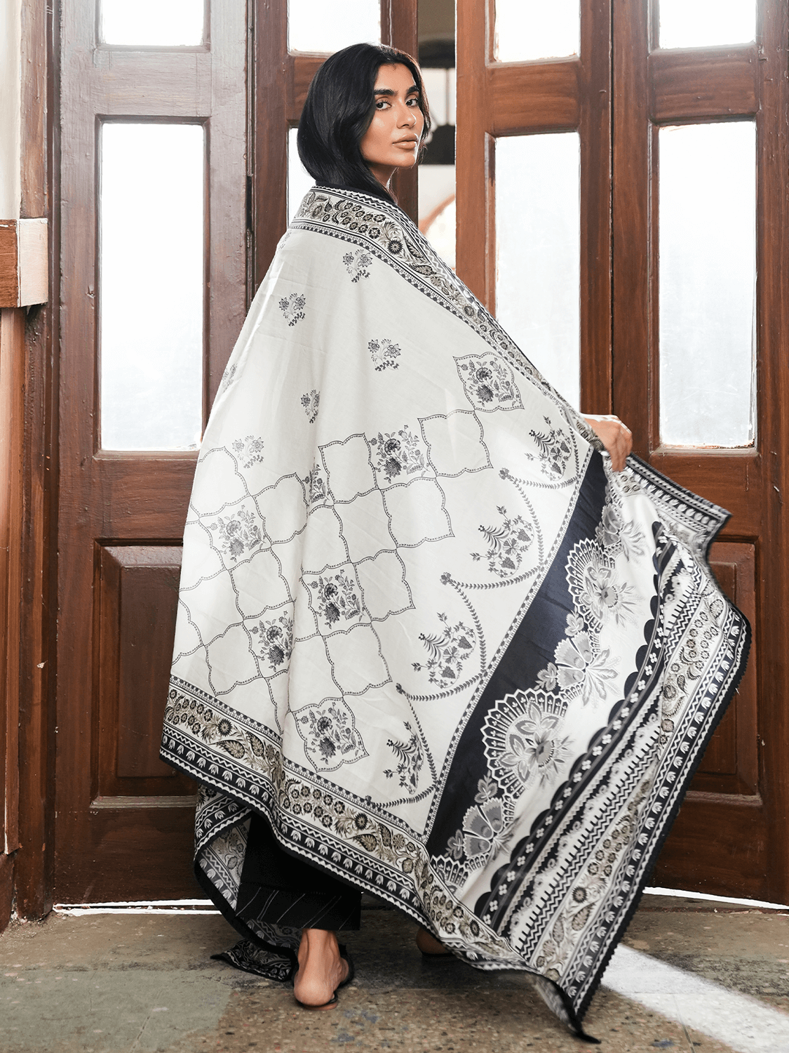 Embroidered & Sequin Kurta With Dupatta