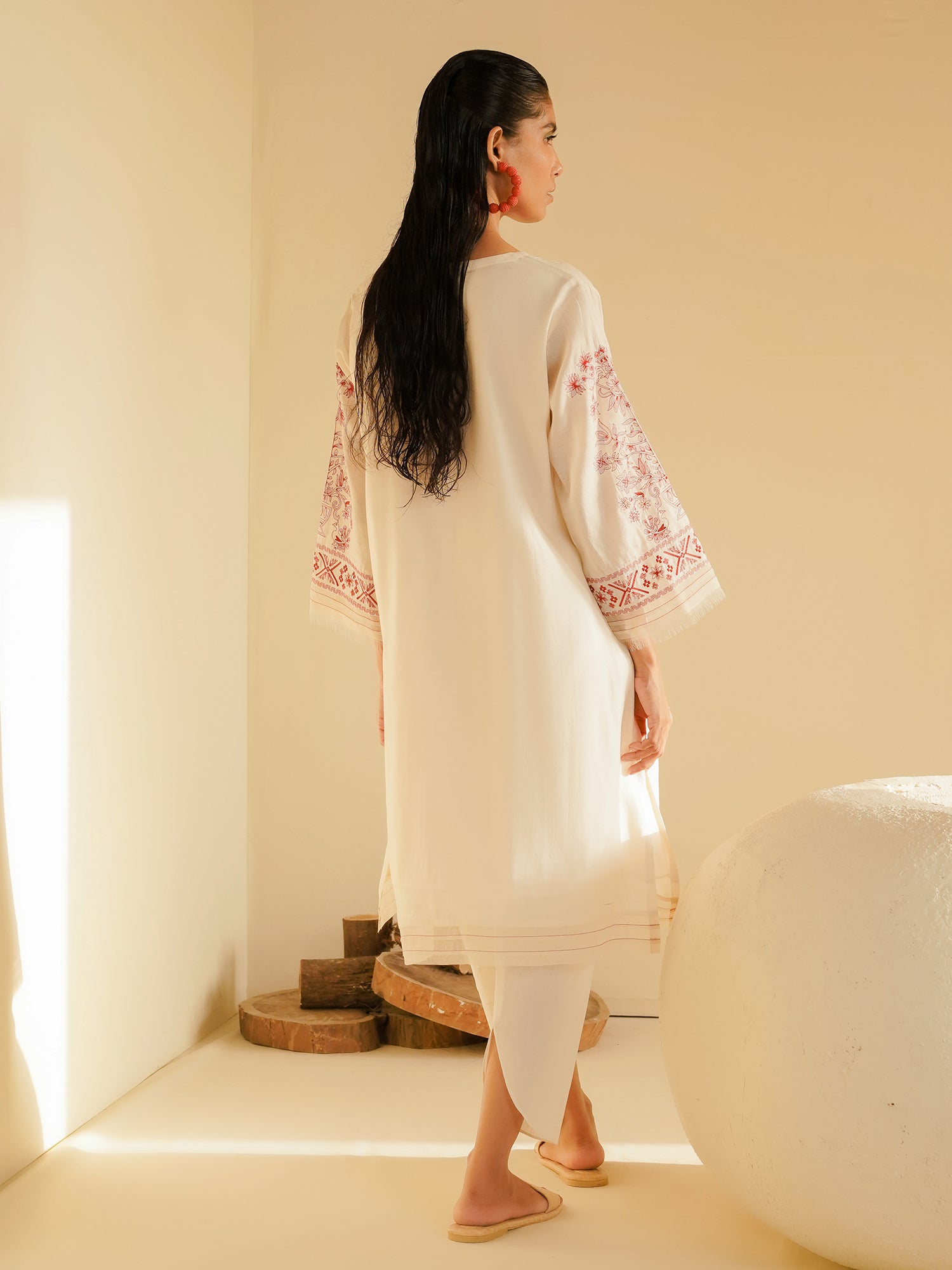 Embroidered Kurta | Mishkaa